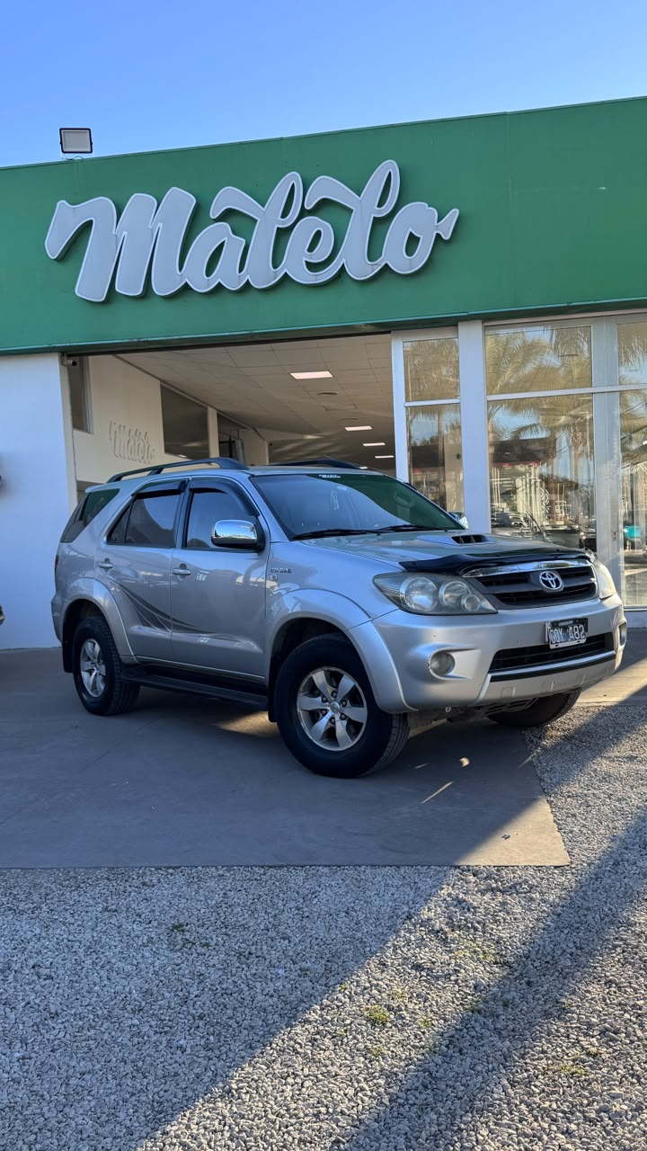 TOYOTA - SW4   4X4    - AUTOMÁTICA - 2007